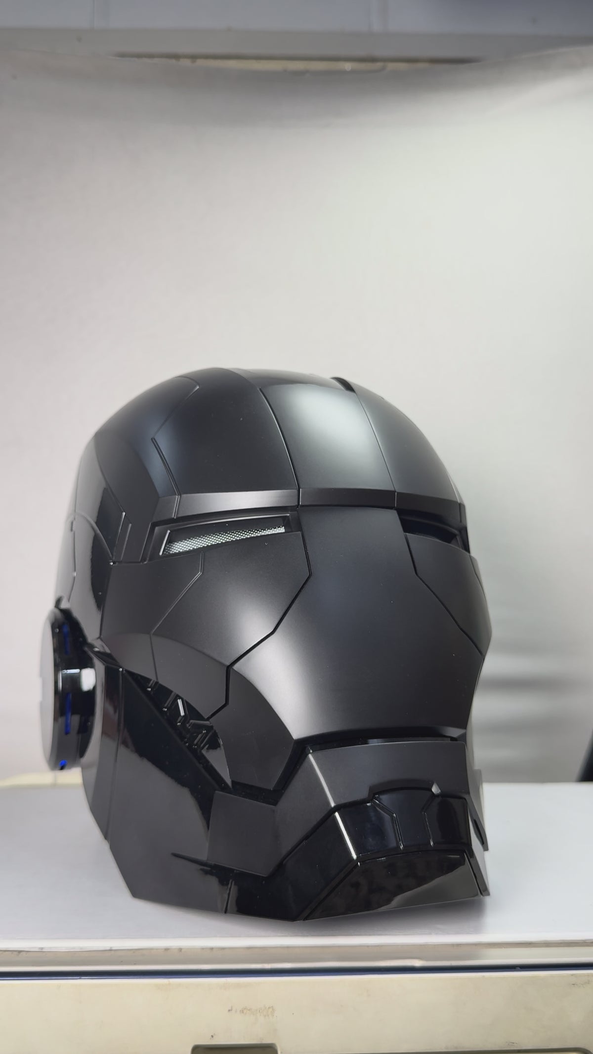 Iron Man Mark V Helmet with Fully Automatic | Black Electronic Cosplay Helmet | Marvel Collectible